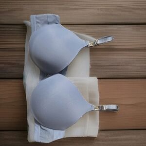 ☕️VICTORIA'S SECRET UPLIFT PLUNGE UNDERWIRE BRA SIZE 38B